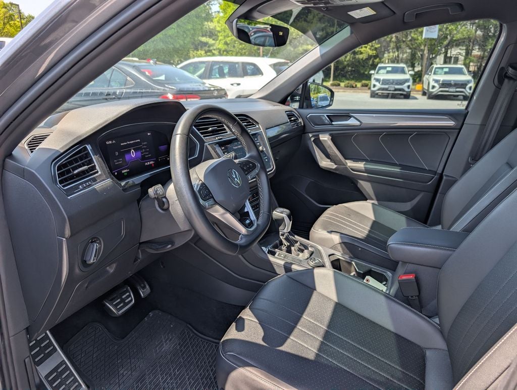 2023 Volkswagen Tiguan 2.0T SE R-Line Black