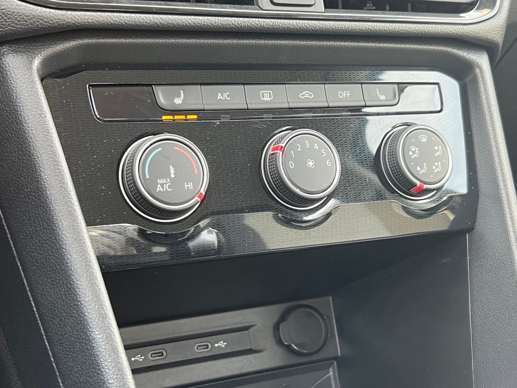 2025 Volkswagen Taos 1.5T S