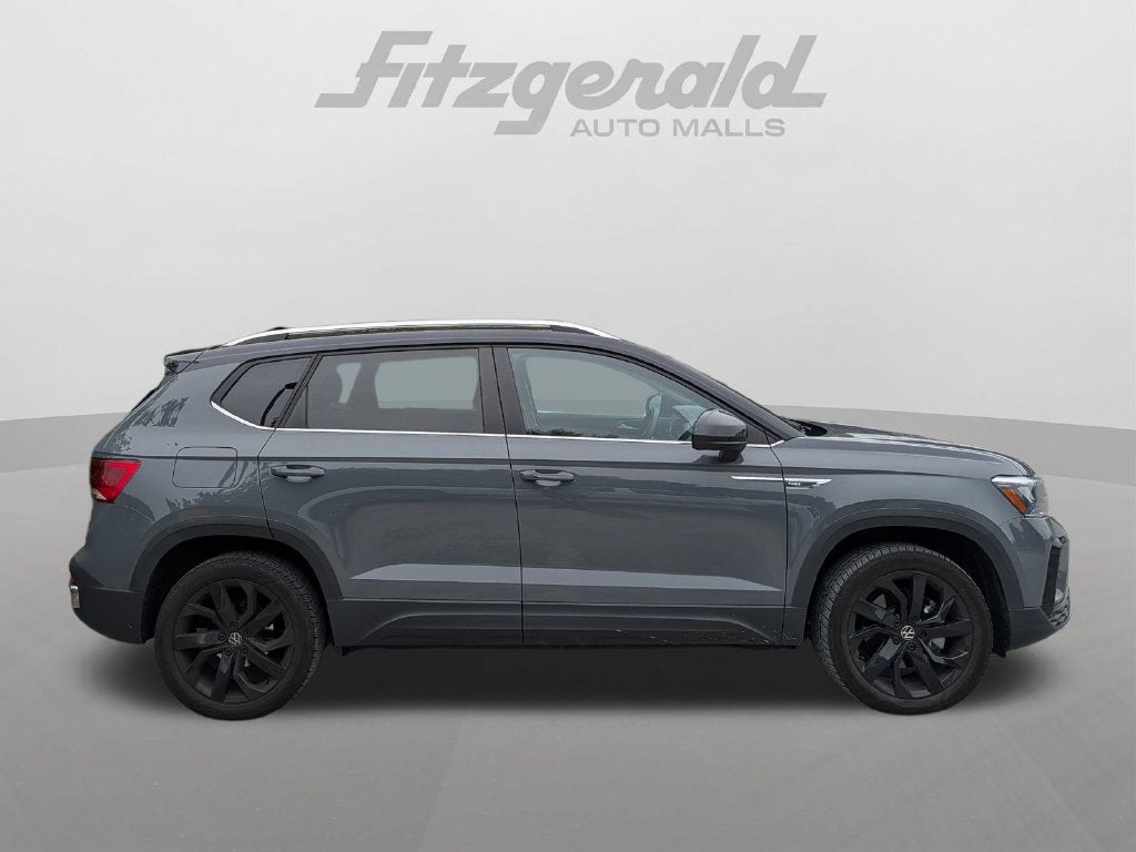 2024 Volkswagen Taos 1.5T SE