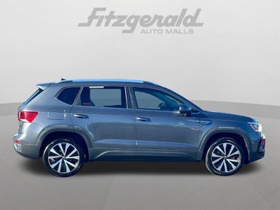2022 Volkswagen Taos 1.5T SE