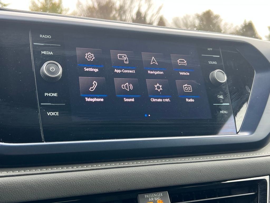 2024 Volkswagen Taos 1.5T SE