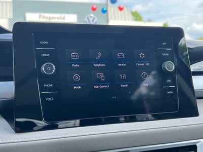 2025 Volkswagen Taos 1.5T SE