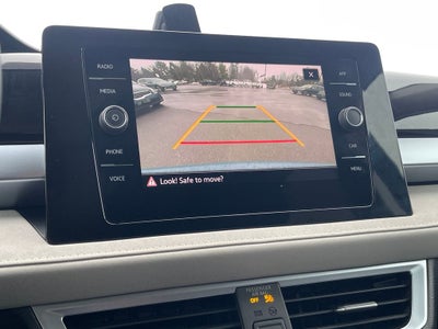 2025 Volkswagen Taos 1.5T SE