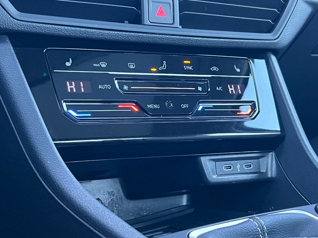 2025 Volkswagen Jetta 1.5T SE