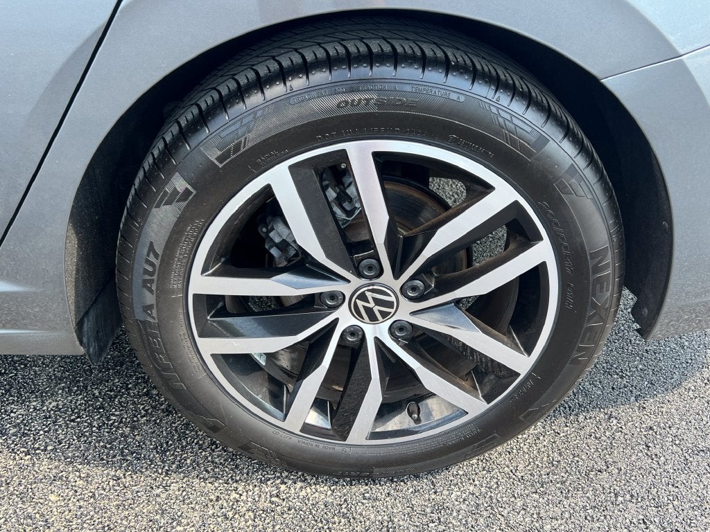 2025 Volkswagen Jetta 1.5T SE