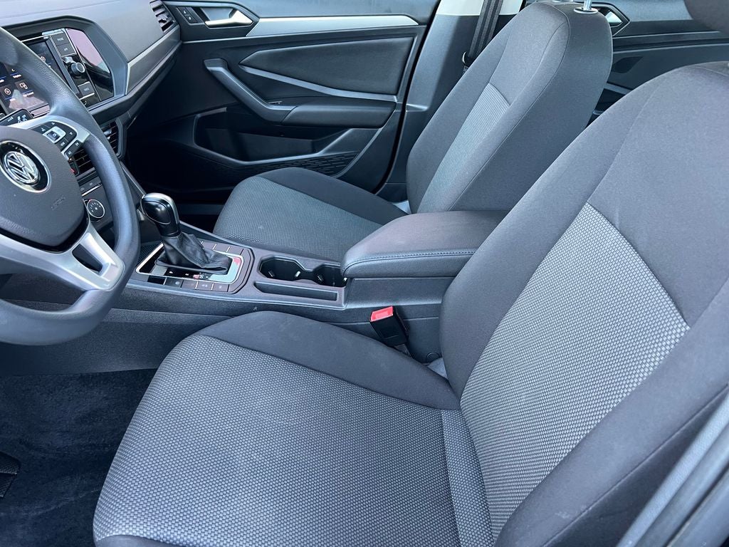 2021 Volkswagen Jetta R-Line