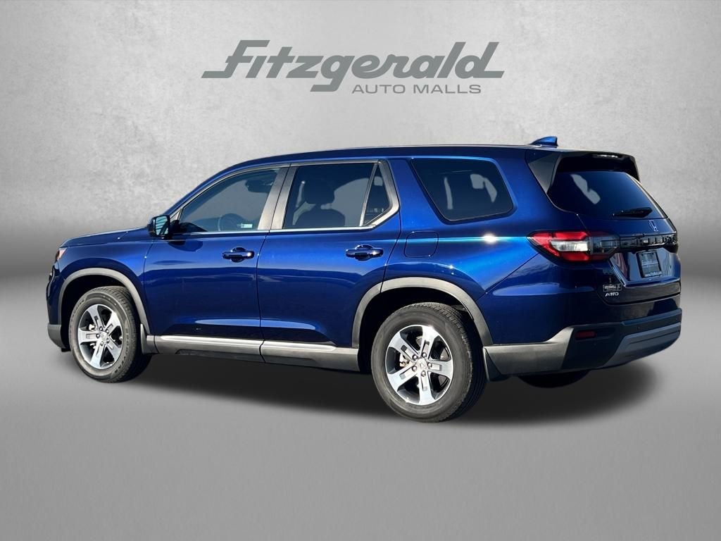 2023 Honda Pilot EX-L 8 Passenger