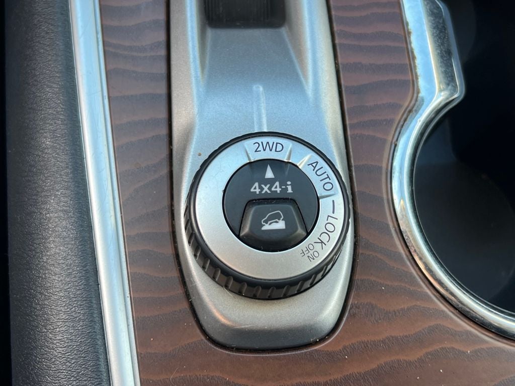 2020 Nissan Pathfinder Platinum