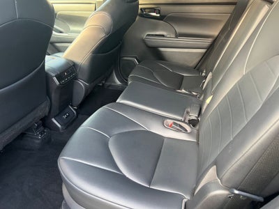 2020 Toyota Highlander Hybrid XLE