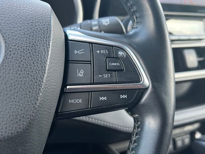 2020 Toyota Highlander Hybrid XLE