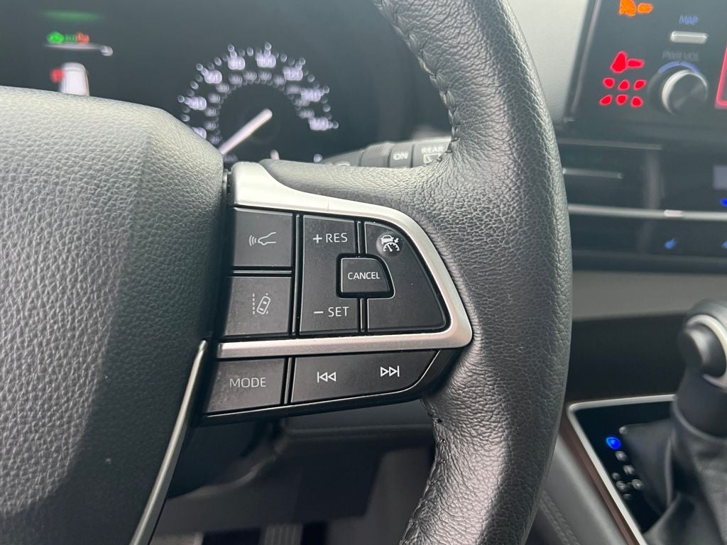 2024 Toyota Sienna XLE 7 Passenger