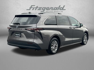 2024 Toyota Sienna XLE 7 Passenger