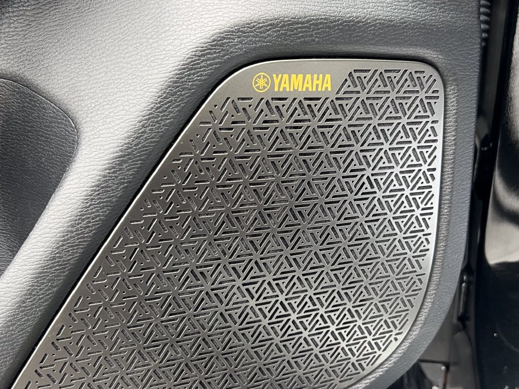 2025 Mitsubishi Outlander Platinum Edition