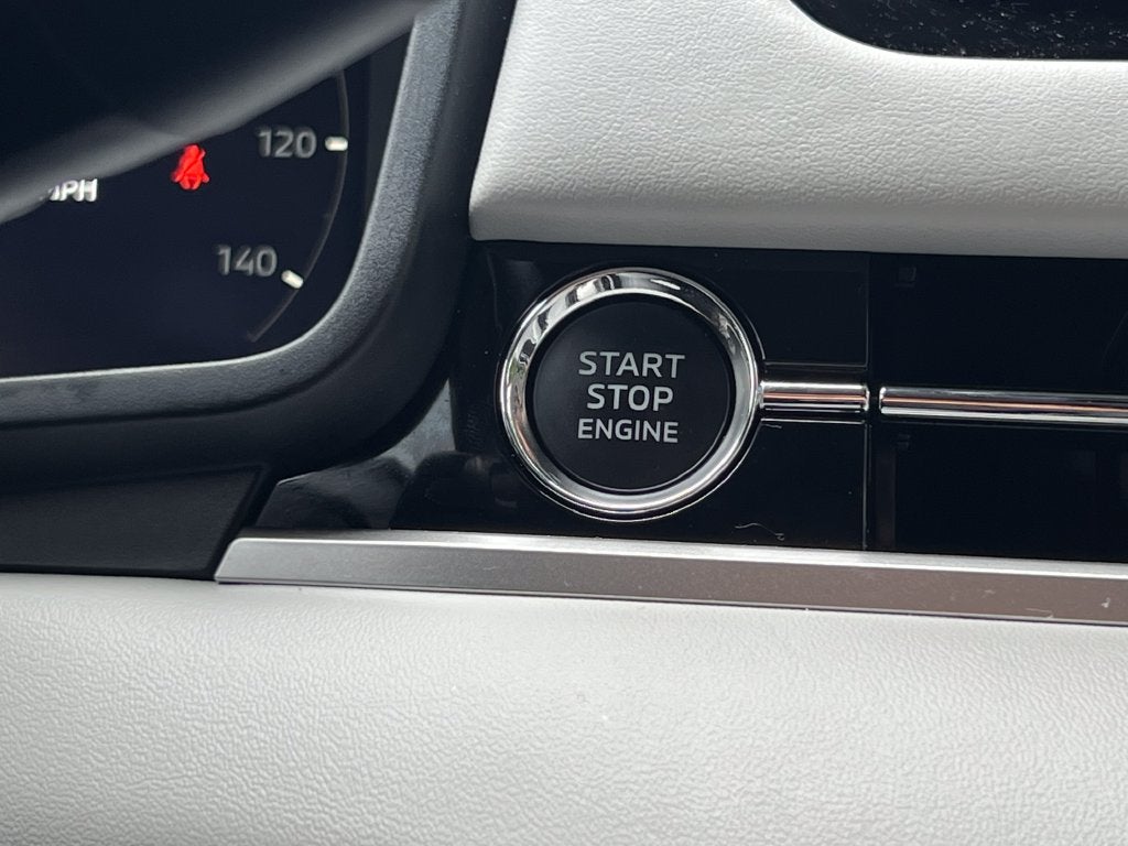 2025 Mitsubishi Outlander Platinum Edition