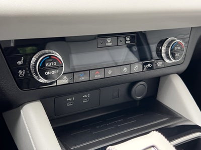 2025 Mitsubishi Outlander Platinum Edition