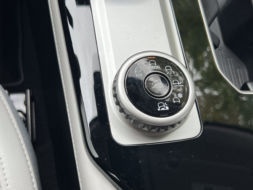 2025 Mitsubishi Outlander Platinum Edition