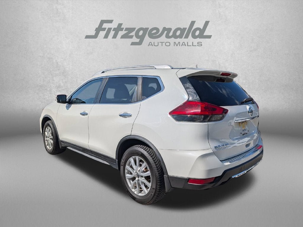 2017 Nissan Rogue SV