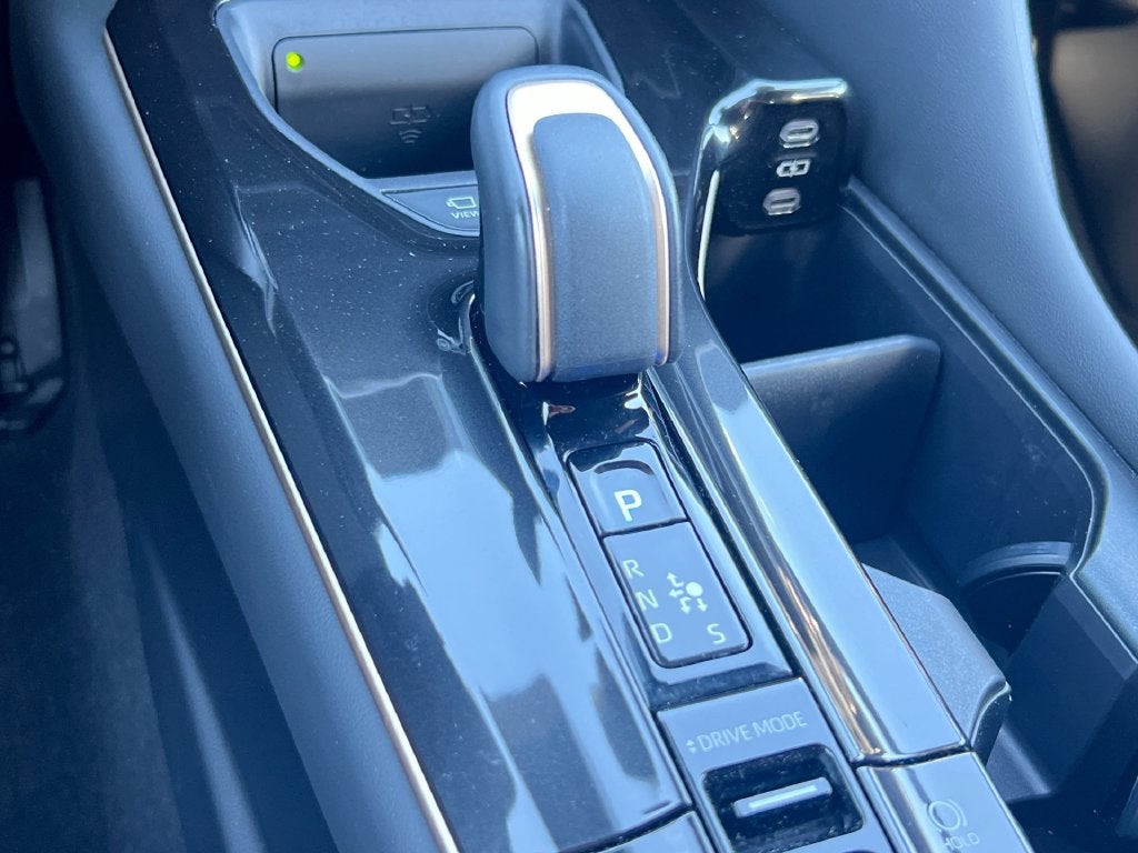 2025 Toyota Crown Signia Limited