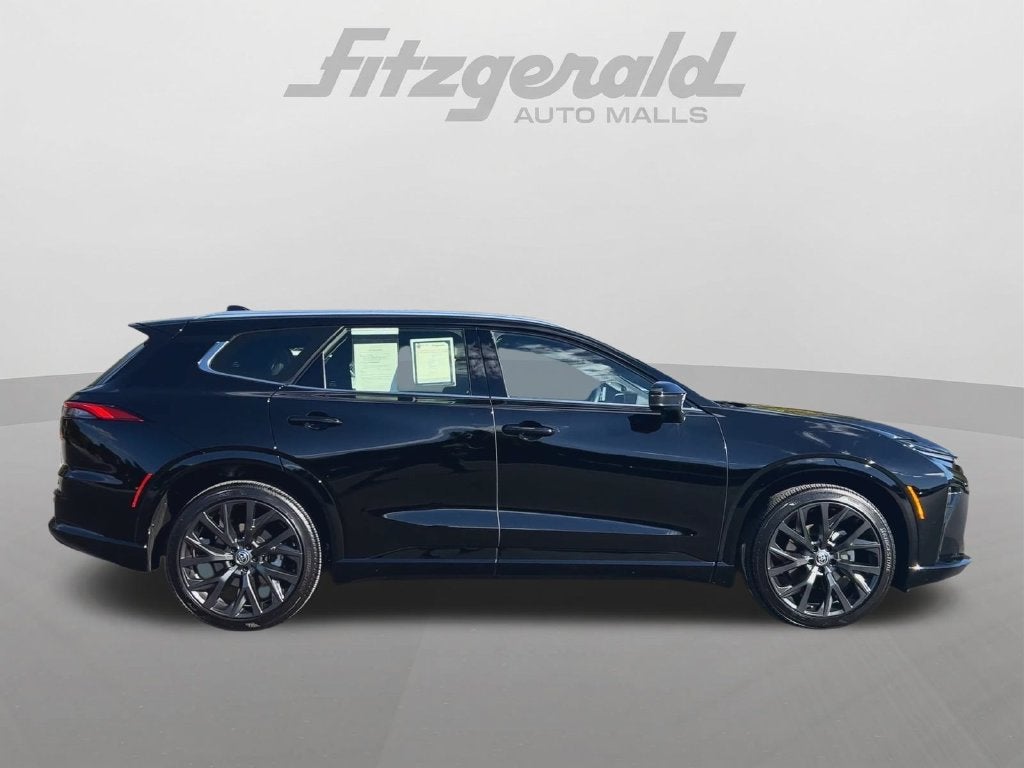 2025 Toyota Crown Signia Limited