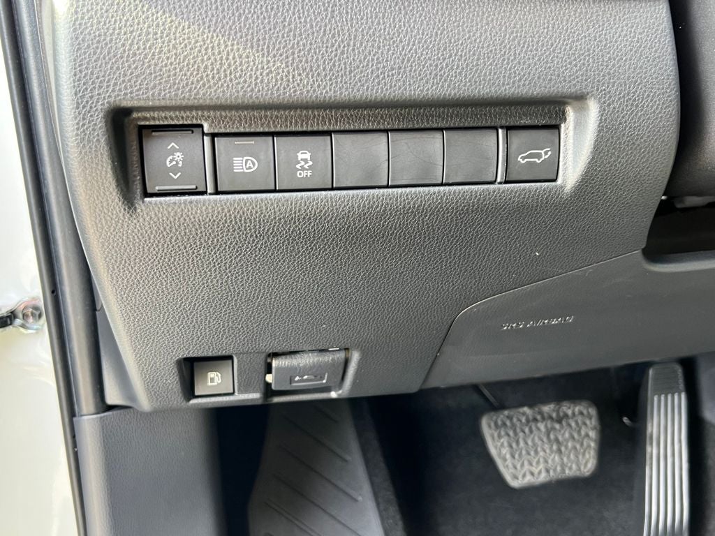 2022 Toyota Venza XLE