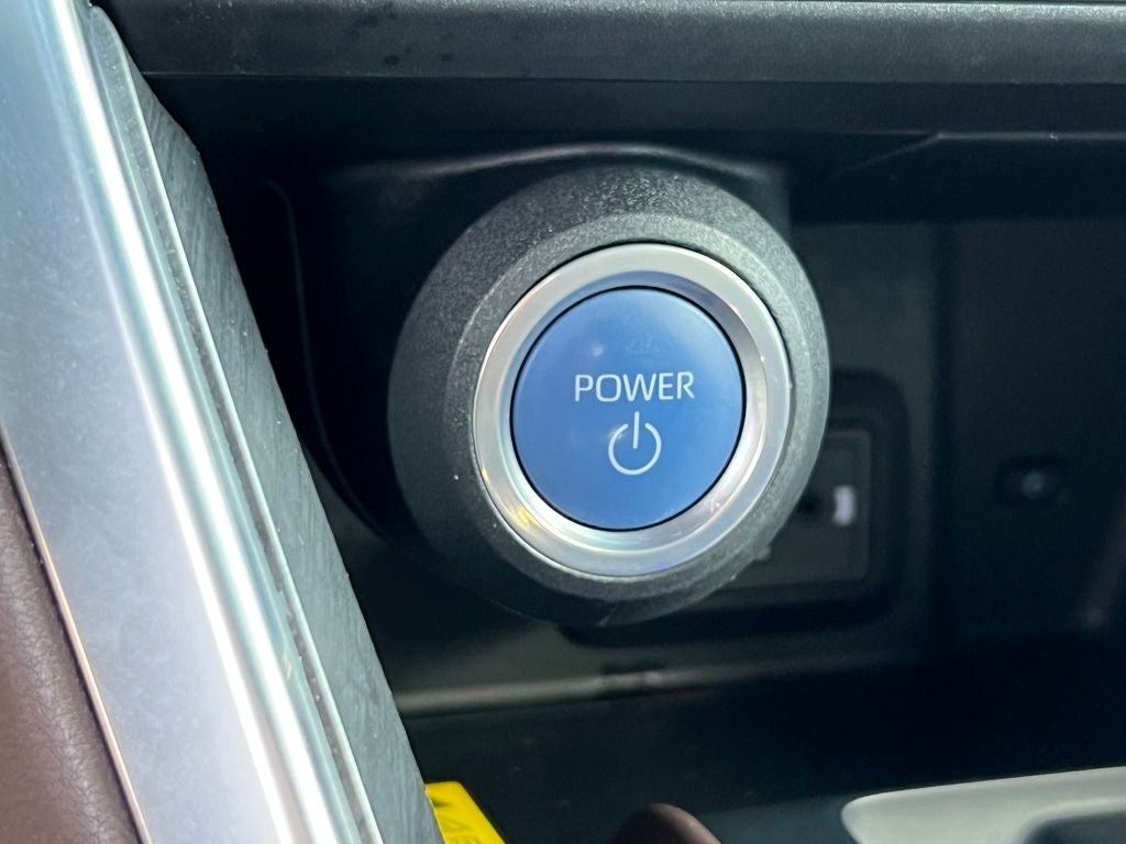 2022 Toyota Venza XLE