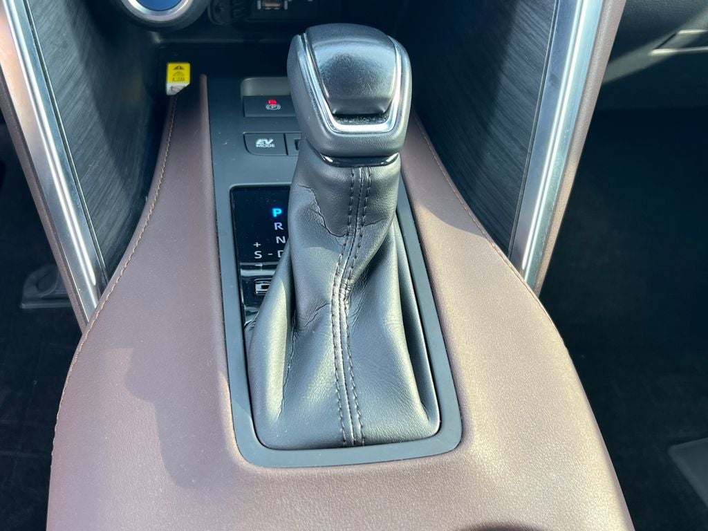 2022 Toyota Venza XLE