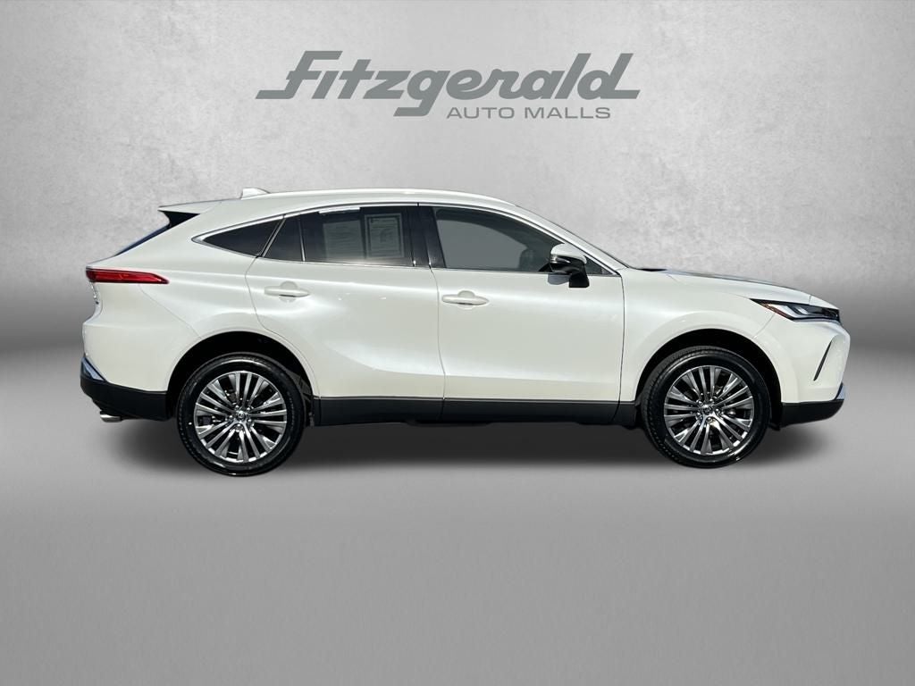 2022 Toyota Venza XLE