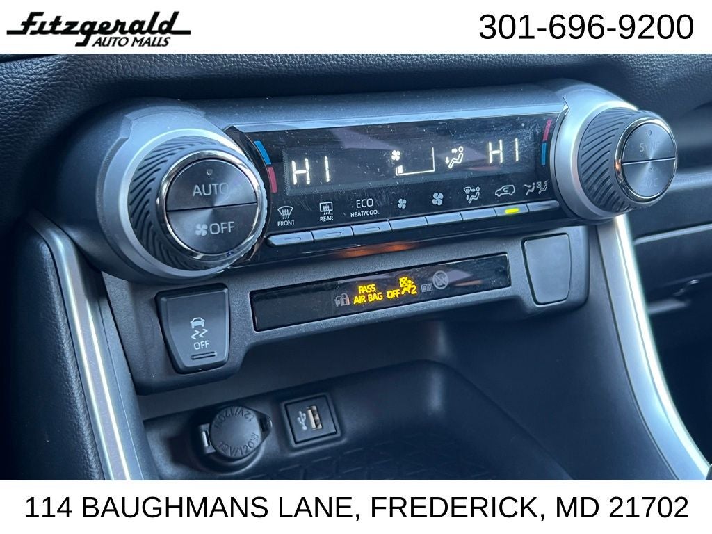 2024 Toyota RAV4 Hybrid SE