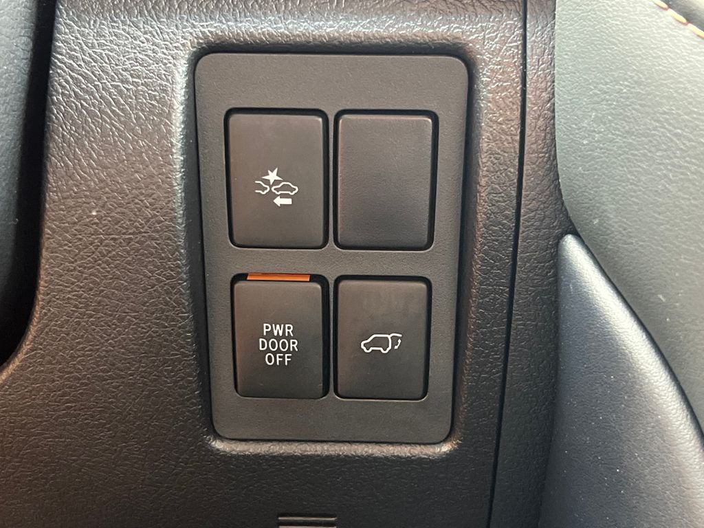 2021 Toyota Land Cruiser Heritage Edition