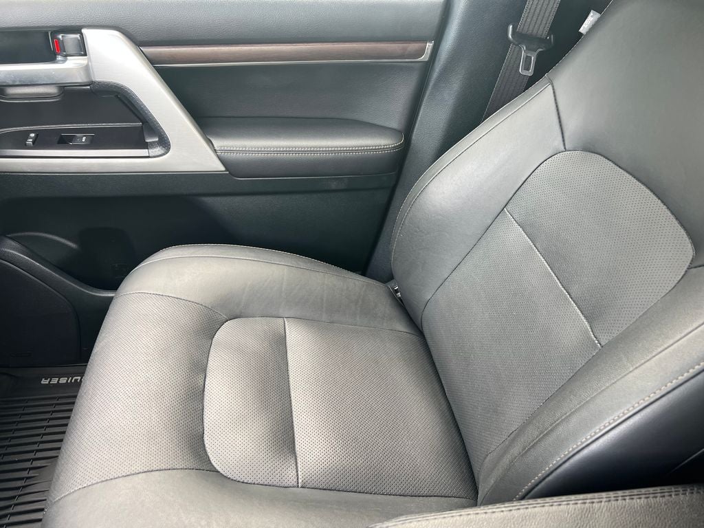 2021 Toyota Land Cruiser Heritage Edition