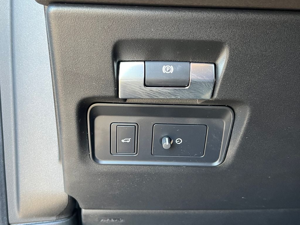 2020 Land Rover Discovery Sport Standard