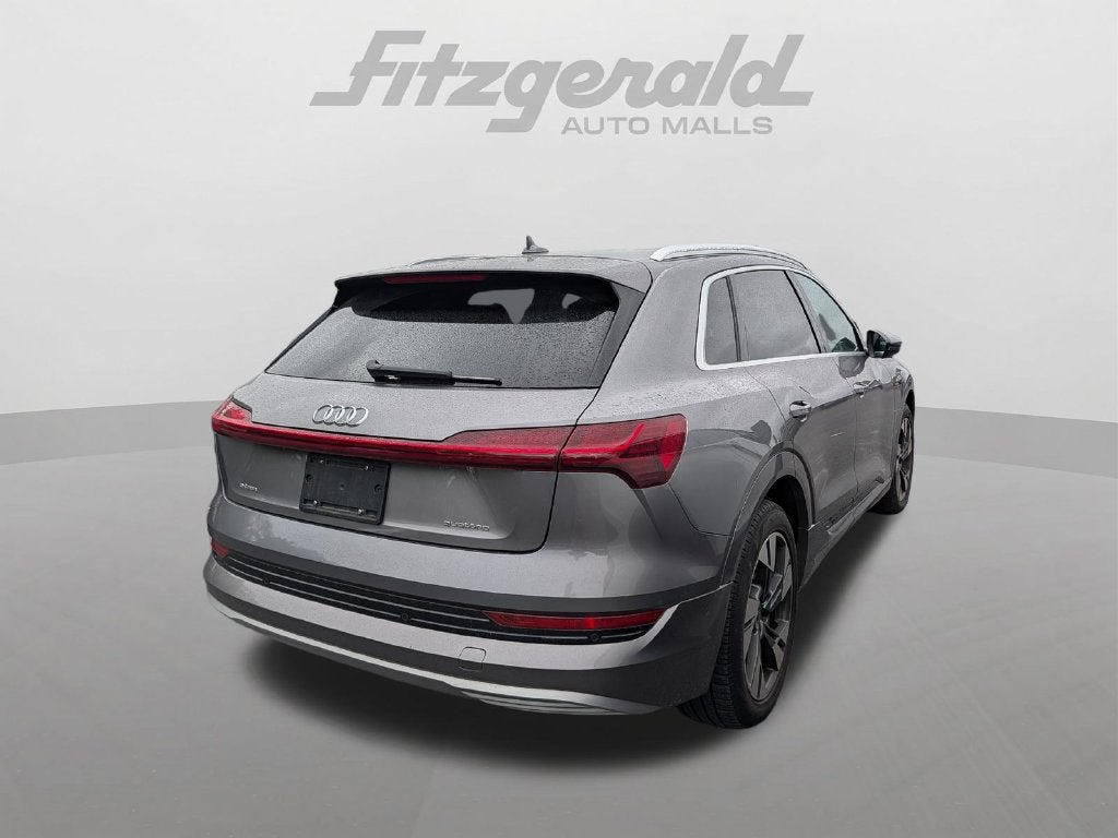 2021 Audi e-tron Premium Plus quattro