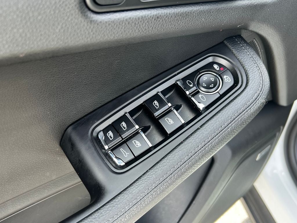 2020 Porsche Macan Base