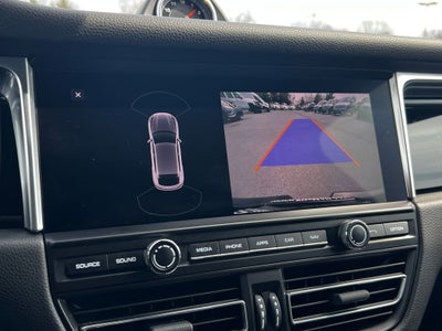 2020 Porsche Macan Base