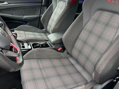 2024 Volkswagen Golf GTI SE