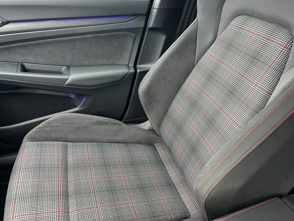 2024 Volkswagen Golf GTI SE
