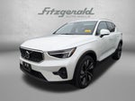 2023 Volvo XC40 B4 Plus Bright Theme