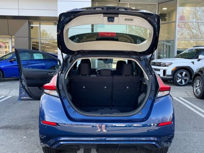 2022 Nissan Leaf SV Plus