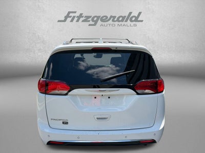 2020 Chrysler Pacifica Touring L Plus
