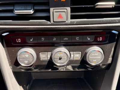 2024 Volkswagen Taos 1.5T SEL
