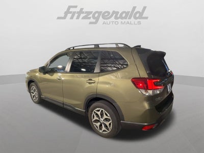 2024 Subaru Forester Premium