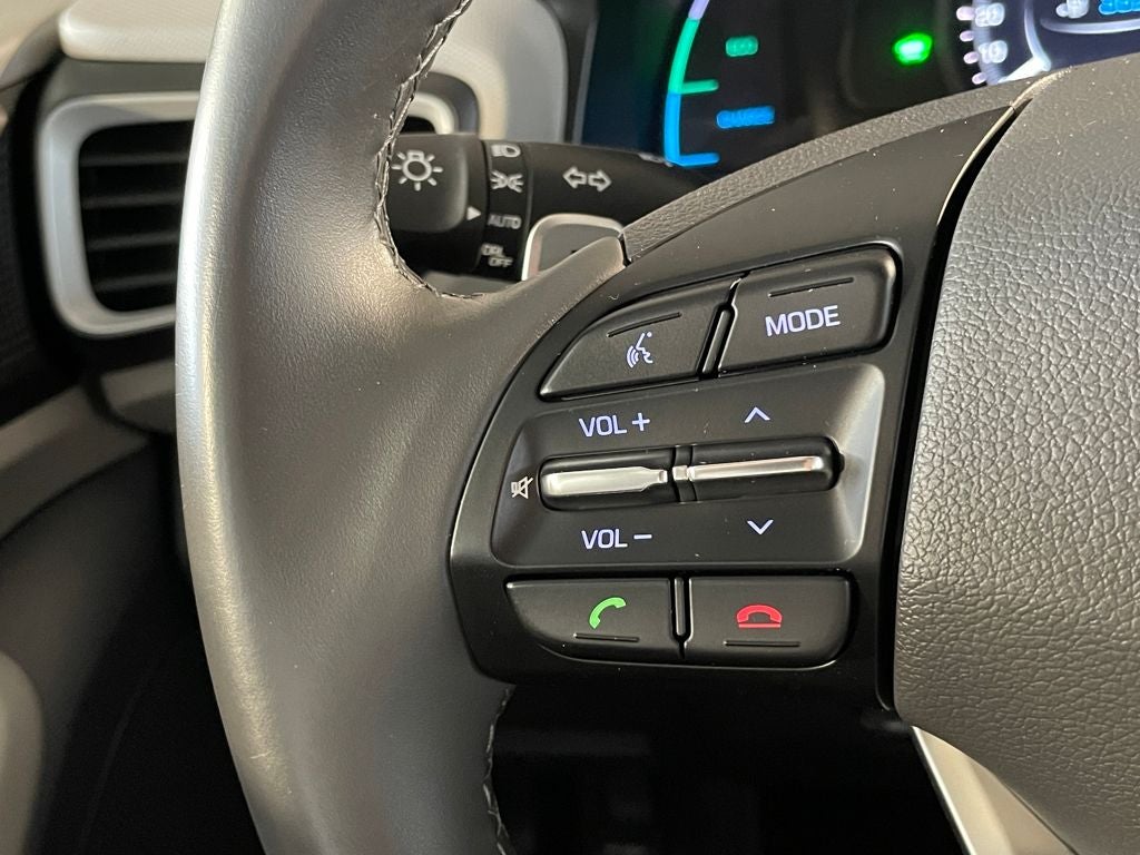 2019 Hyundai Ioniq Plug-In Hybrid Base