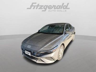 2025 Hyundai Elantra SE