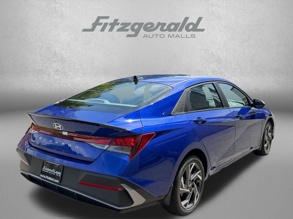 2025 Hyundai Elantra SEL Sport