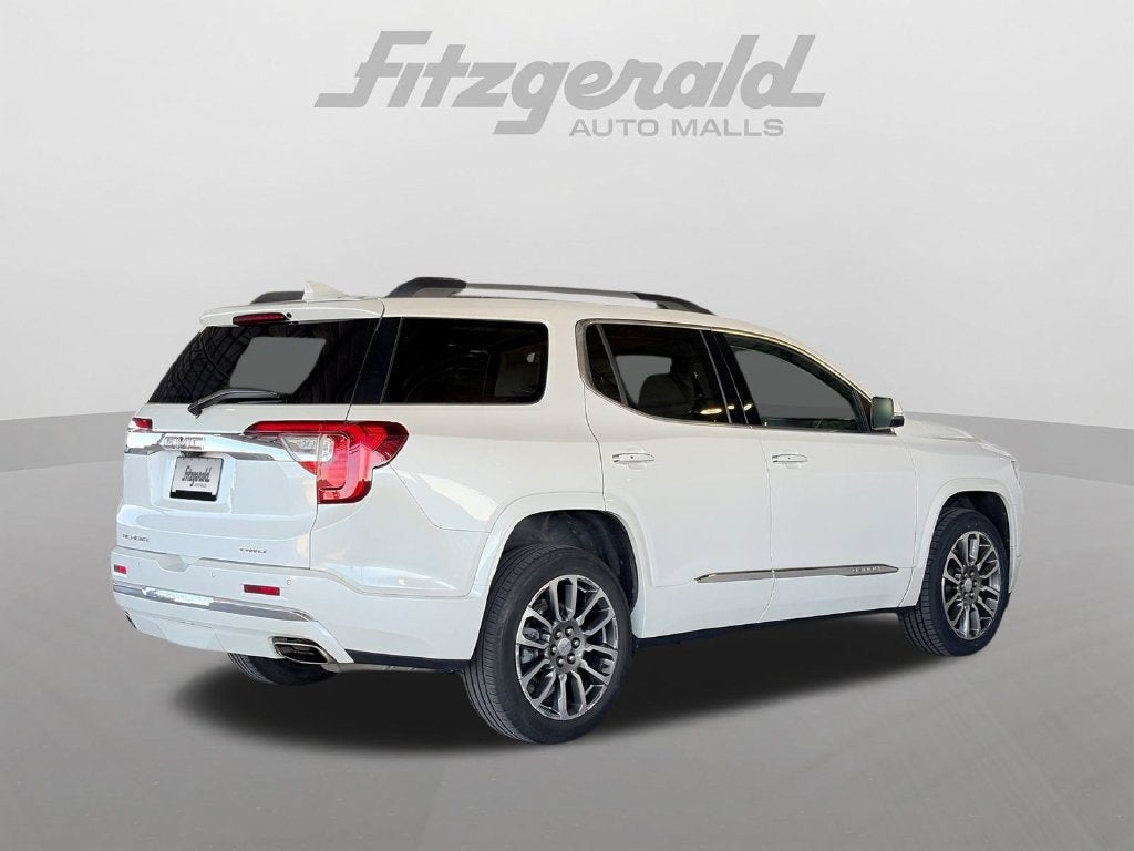 2021 GMC Acadia Denali