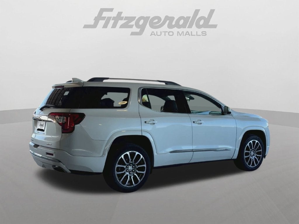 2021 GMC Acadia Denali
