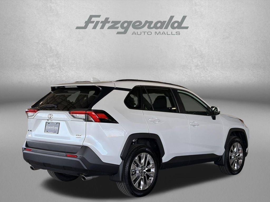 2025 Toyota RAV4 XLE Premium