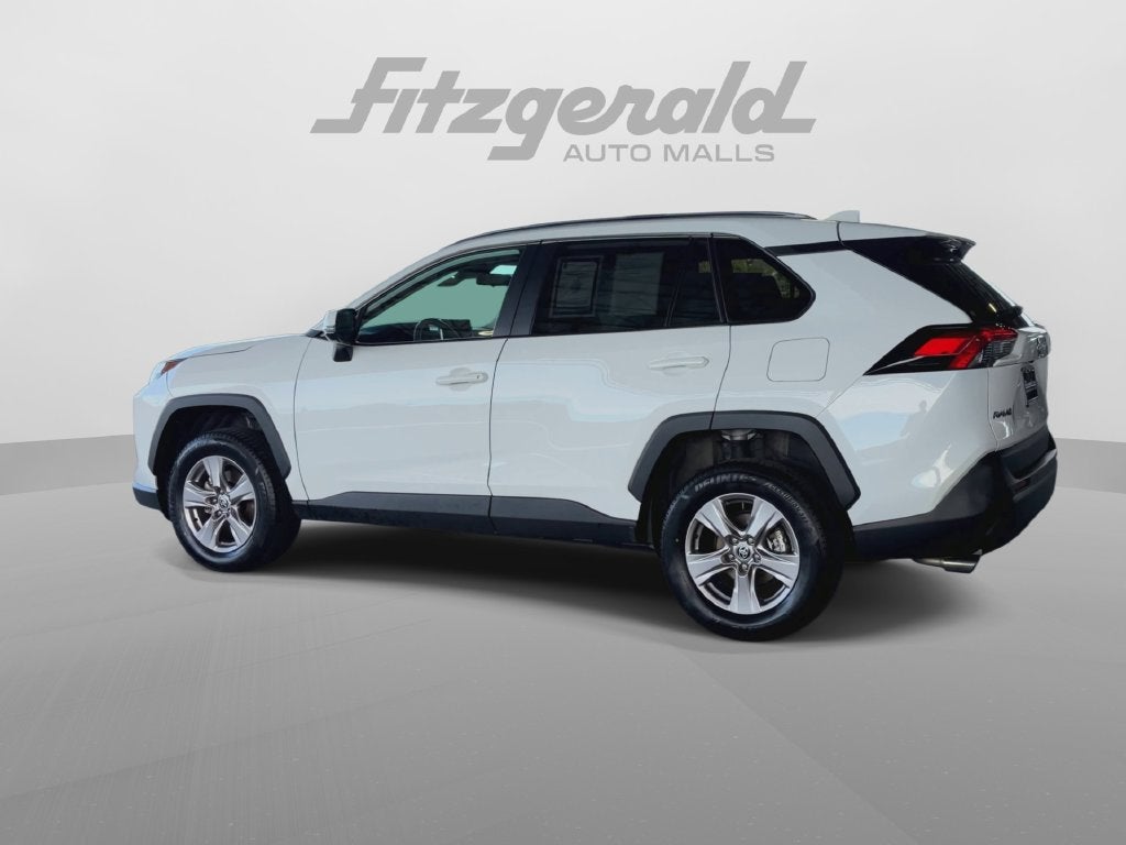 2025 Toyota RAV4 XLE