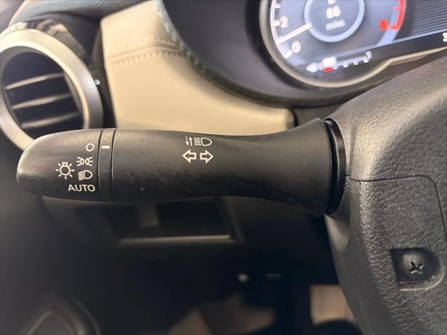 2020 Nissan Versa 1.6 SV