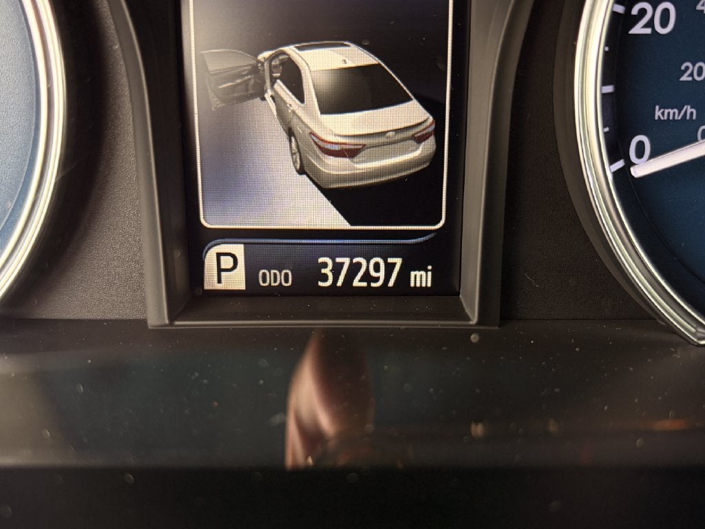 2016 Toyota Camry Hybrid XLE